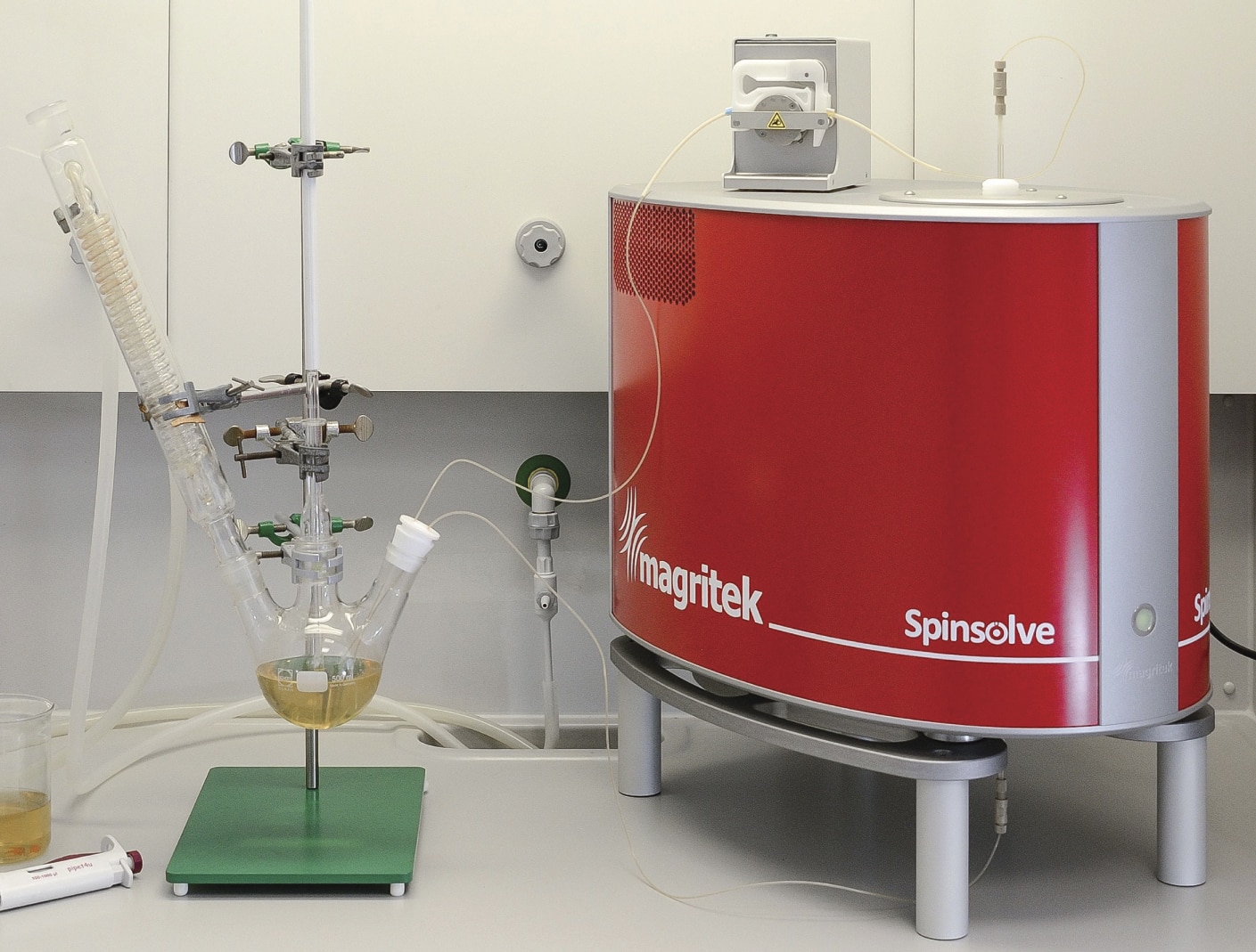 Benchtop NMR Coupling to Liquid Chromatography